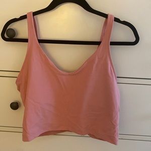 Lulu align top